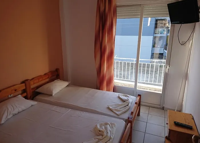 House Papus Apartman Szárti